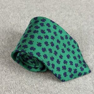 Vintage Alynn Neckwear Green Shamrock Clover Silk Tie USA St Patrick's 56x3.75"